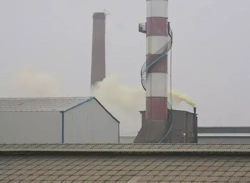 陶瓷廠廢氣惡臭讓人苦不堪言，Dejing的凈?除臭劑幫助企業達標排放！.jpg