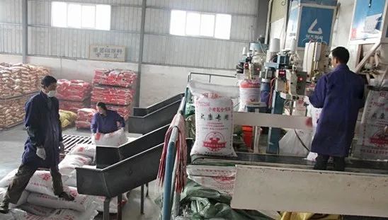 飼料廠車間腥臭味擾民，就用Dejing的凈飼料廠專用除臭劑.jpg